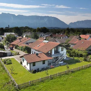 https://fewo-hinterreiter.com-bavaria.com
